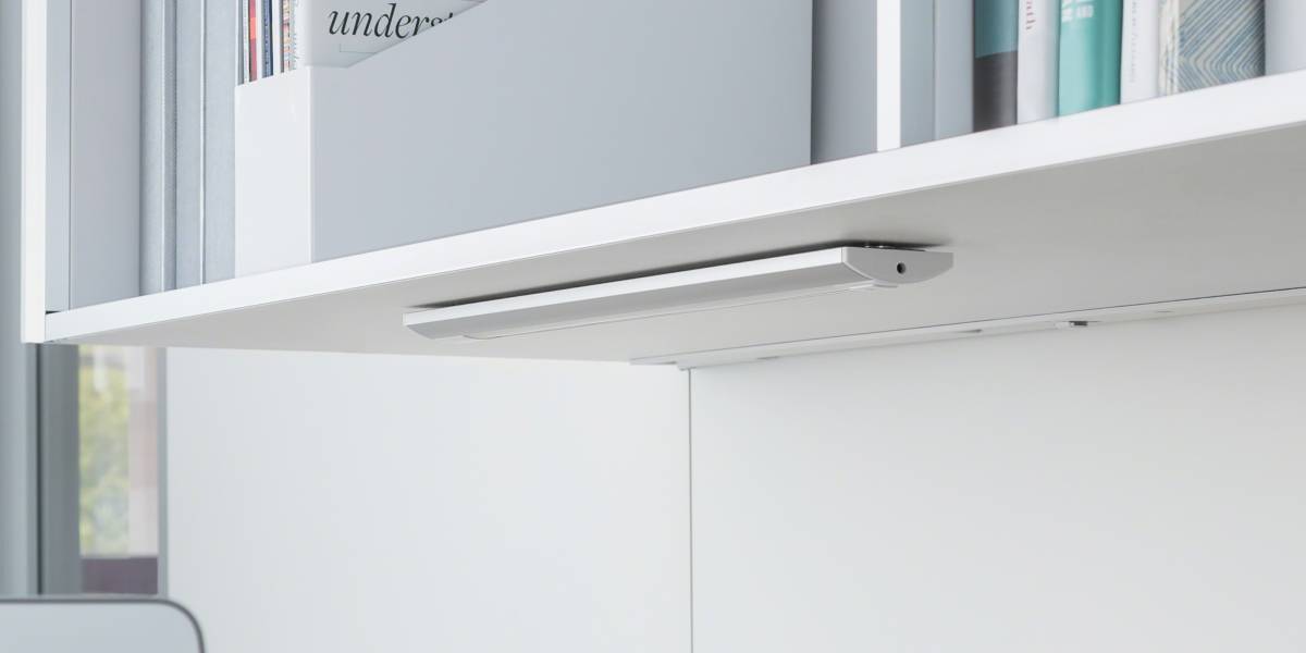 LED Linear Shelf & Under Lighting Steelcase