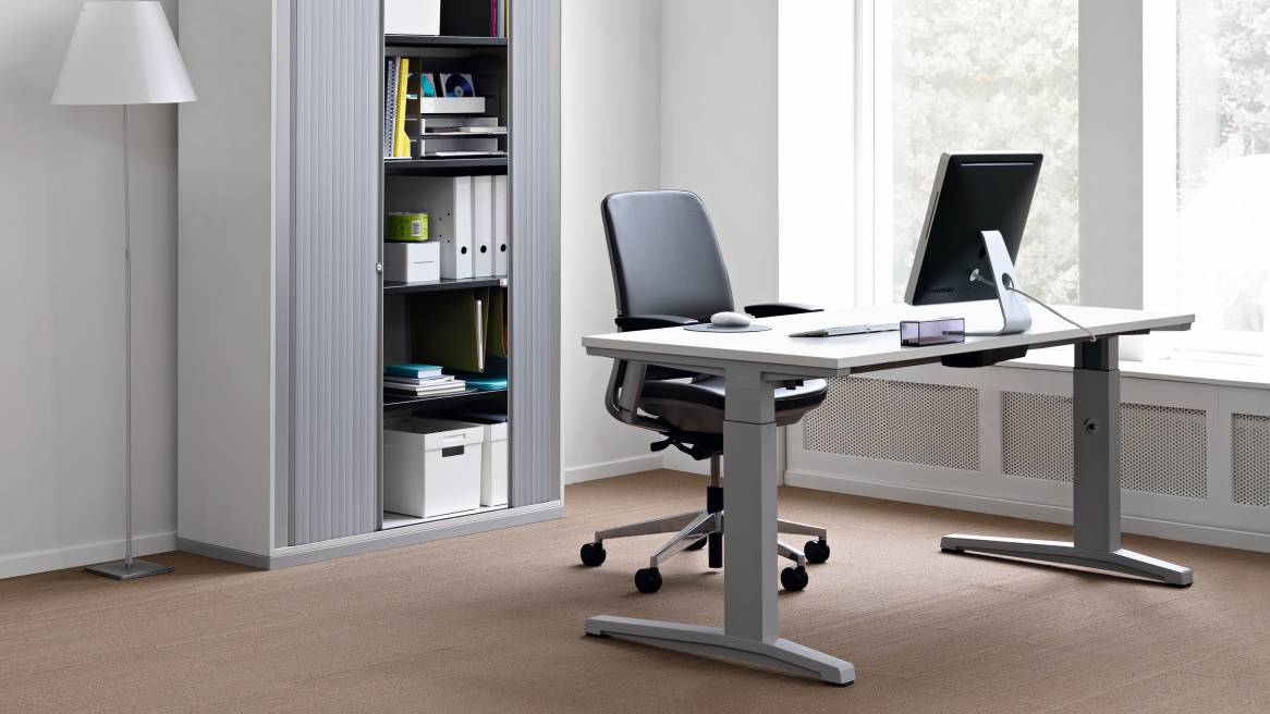 Activa Adjustable Office Task Desks Steelcase