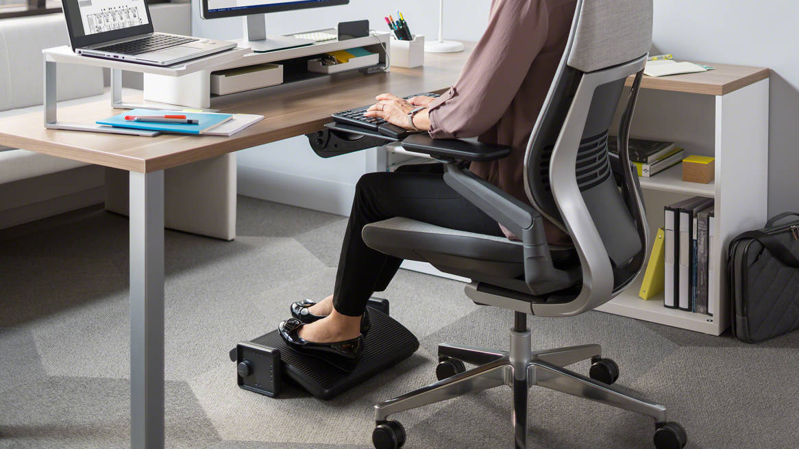 Ergonomic Footrest for Under Desk Support