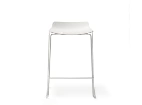 Nooi by Wiesner-Hager guest chair