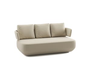 Levitt Sofa 184 Auf weißem Hintergrund