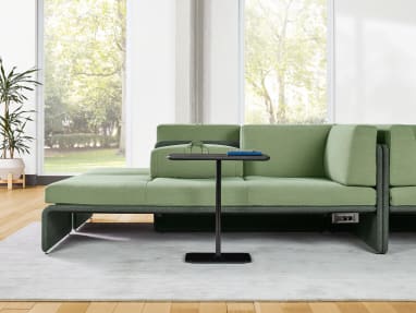 EMEA Lagunitas 2-Seat Chaise with Low-Back Screen and One Side Screen; Lagunitas Personal Table