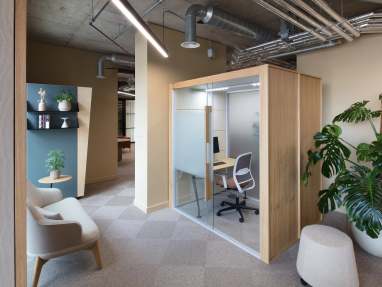 Orangebox Air3 in an office environment