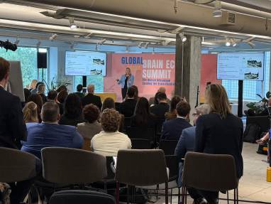Dr. Tracy Brower presents at the 2026 Global Brain Economy Summit at the Steelcase Worklife Center in New York, New York.