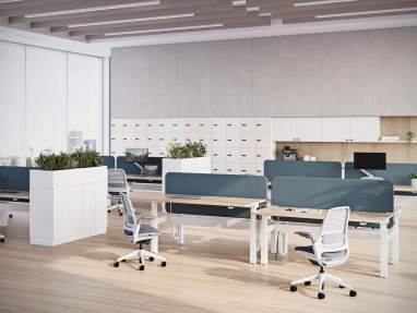 BRIZA Screens in a work environment