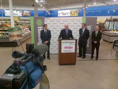 2012: Steelcase Designs Huntington Bank x Meijer Retail Branches