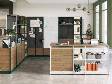 Steelcase Flex Mobile Power in a work environment