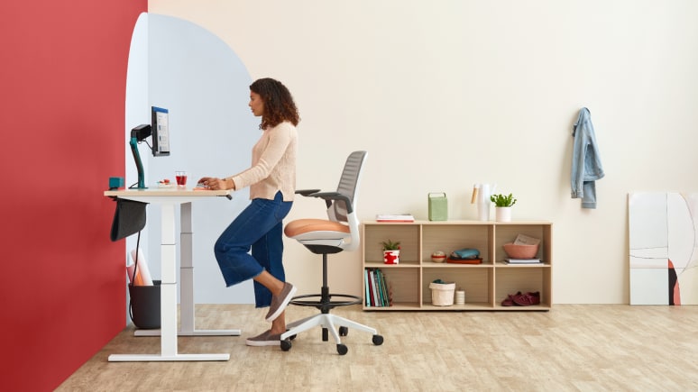 Turnstone Bivi Height Adjustable Desk