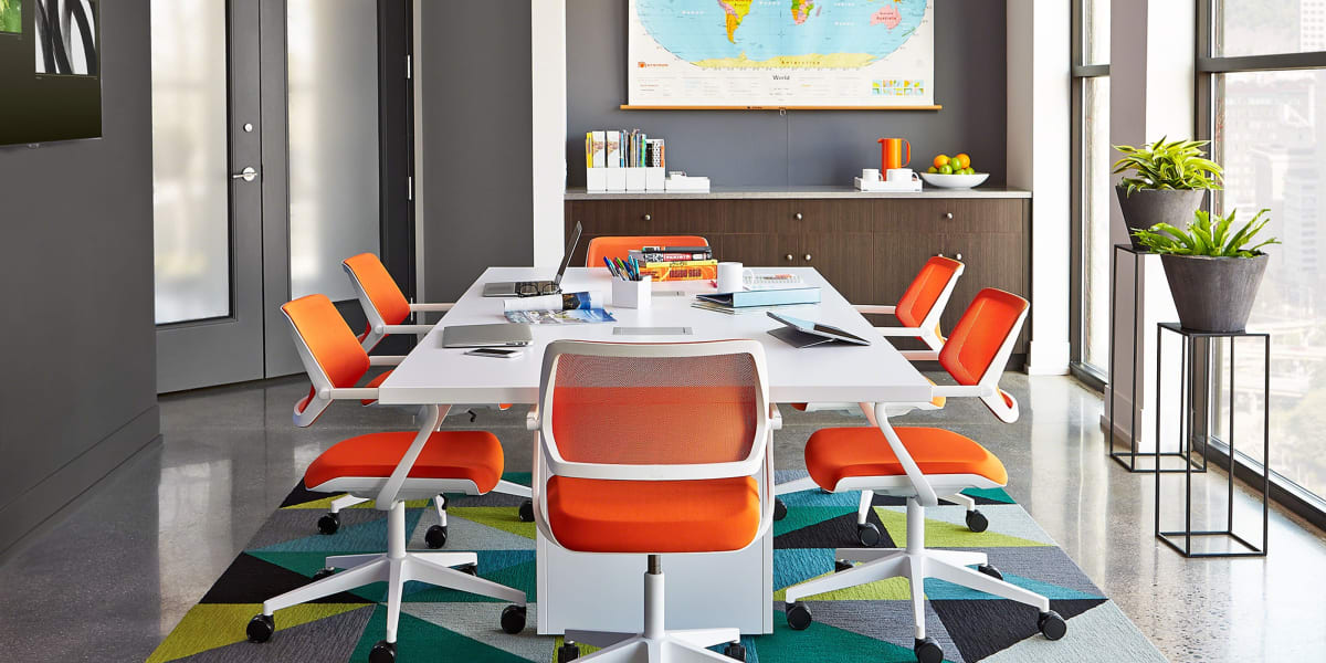 QiVi Collaborative Chair