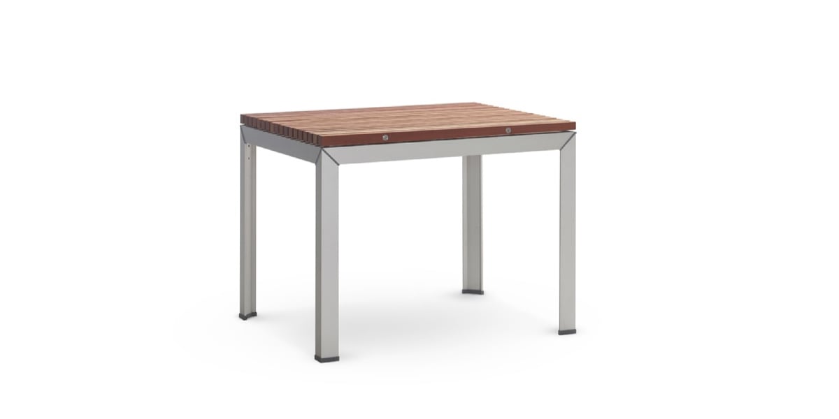 Extremis Extempore Standard Square Table