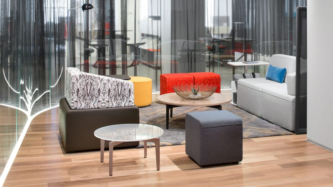 B-Free Modular & Configurable Office Lounge Furniture | Steelcase