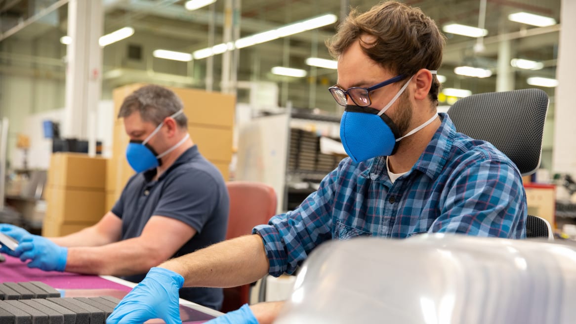 Tips For Wearing A Mask At Work Steelcase