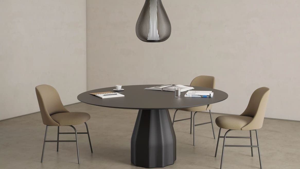 Aleta 4-Leg Wood Base Guest Chair