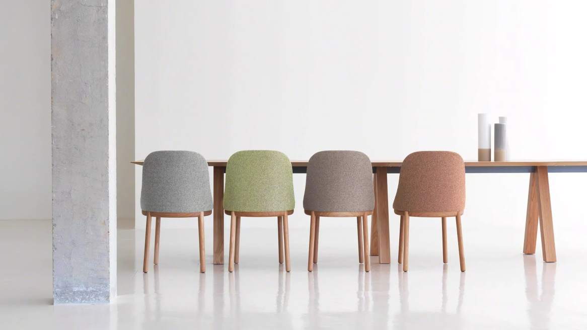 Aleta 4-Leg Wood Base Guest Chair