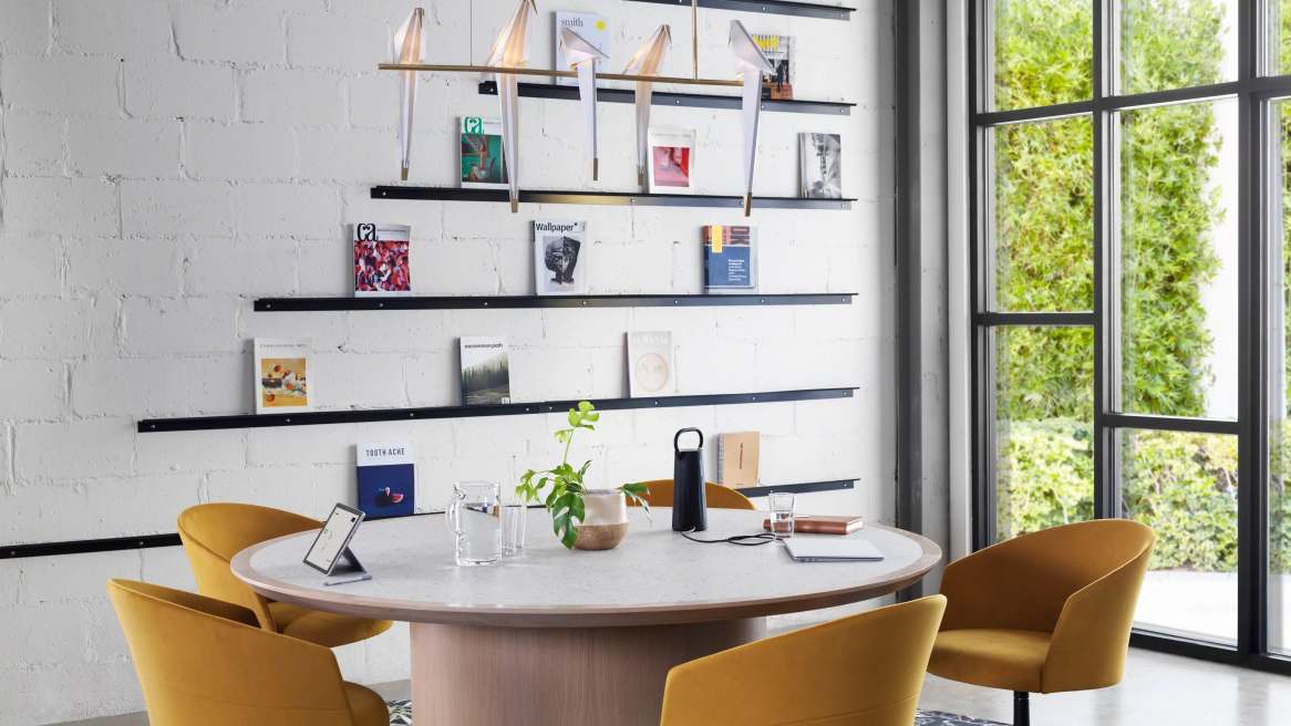 Copa Wood Base Guest Chair