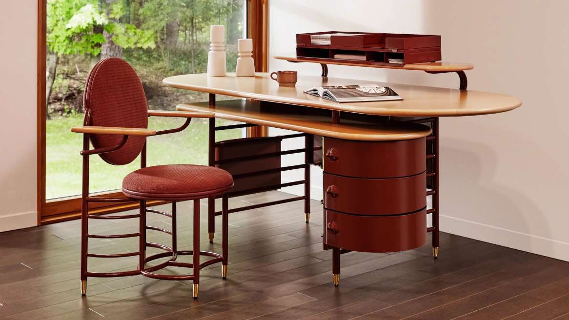 Racine Signature Desk