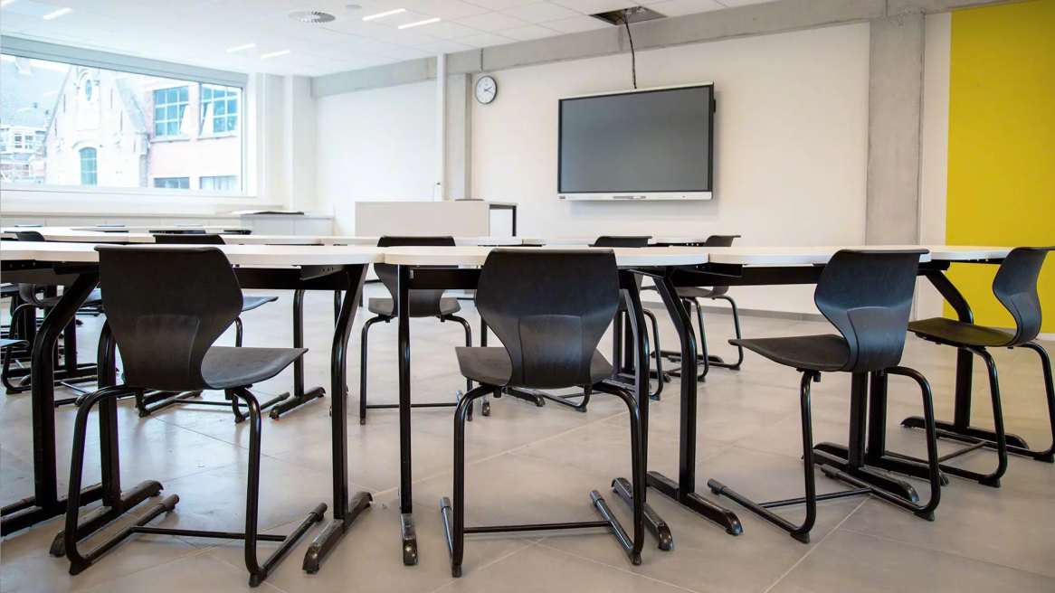 Vanerum Solifiber chairs in a learning environment