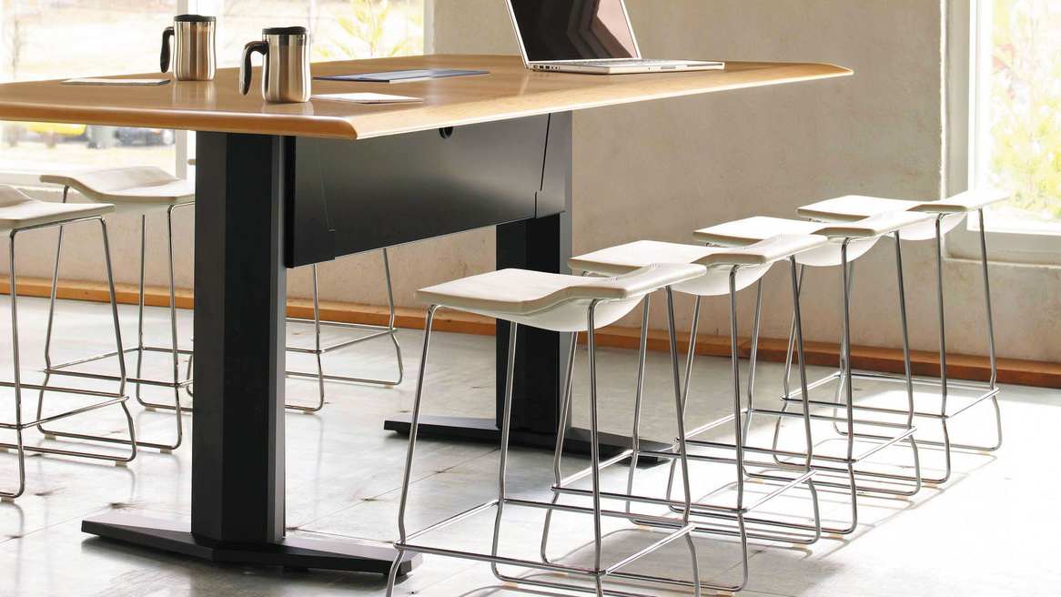 Last Minute, High Stool