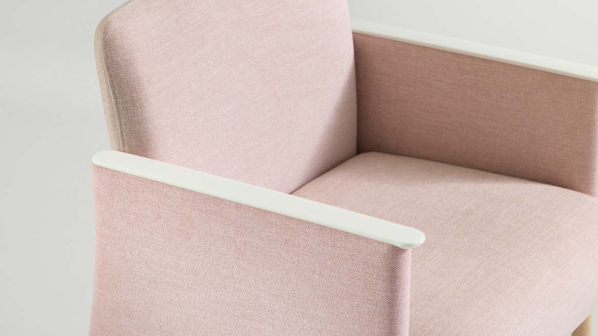 Lounge - Single Chair Upholstered Arm
