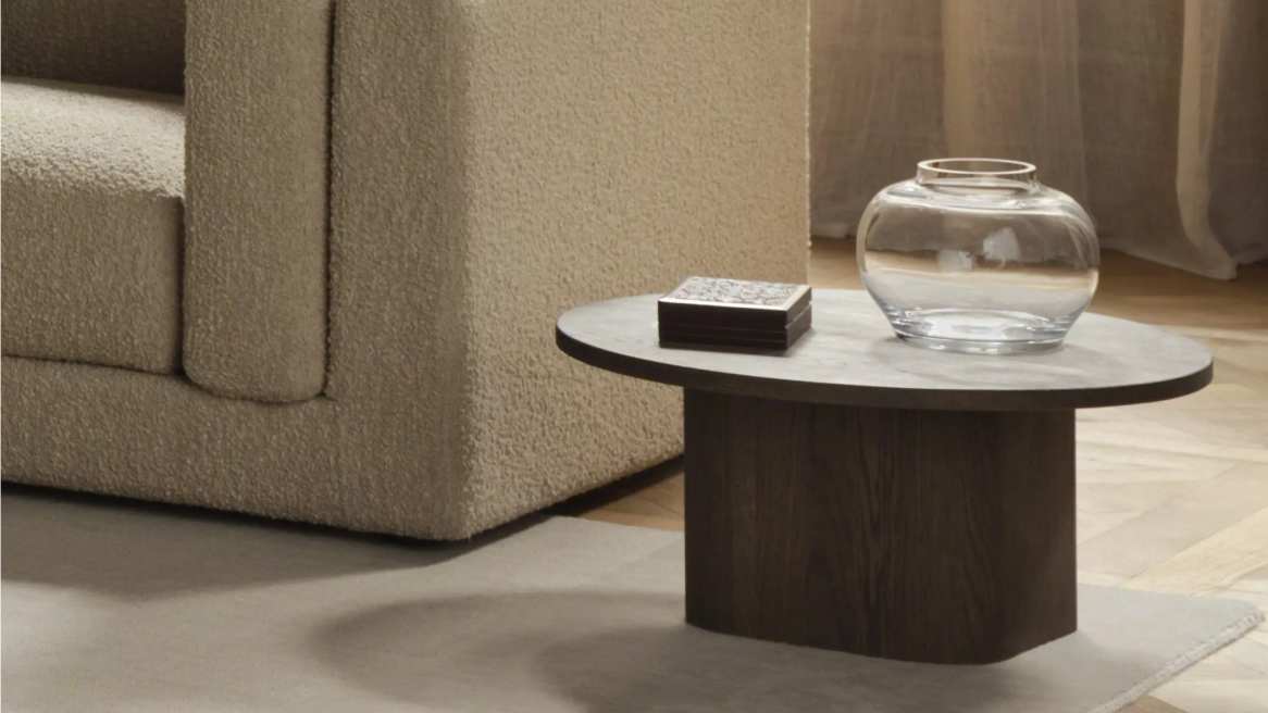 BOLIA Eida table in a lounge environment