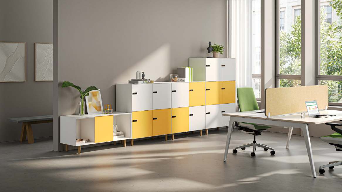 Volum Art Lockers storage solutions with a Gesture chair in an office environment