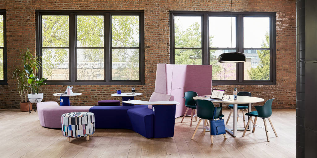 Social environment with Orangebox Away from the Desk lounge, Turnstone Alight ottoman, Verlay table, and Node Wave 6 chairs