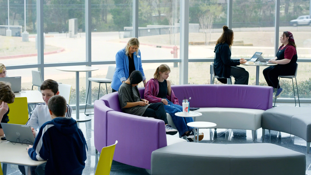 Coalesse Montara650 Table and Stool, Coalesse Potrero415 Table and Steelcase Nooi Chair, Coalesse Circa Lounge System and Coalesse Await Table.