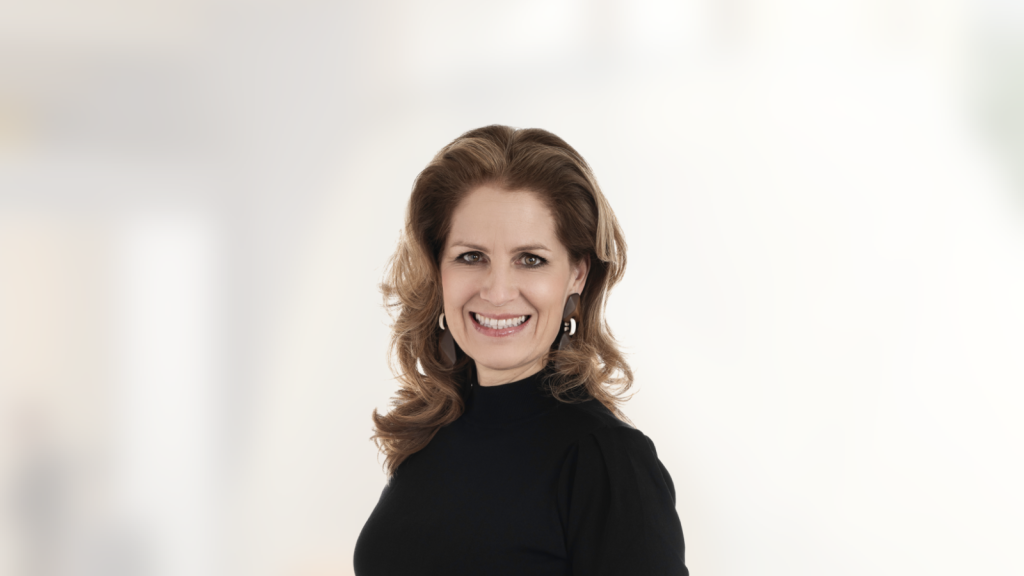 Jacqui Brassey - WB Article