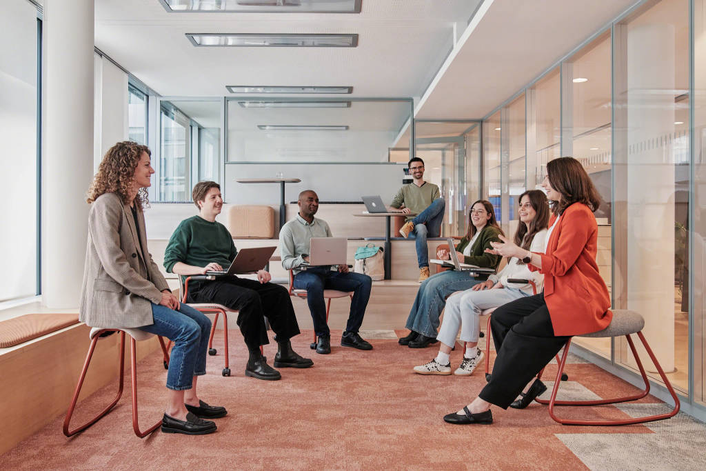 Steelcase Flex Rocker Sool featured in use during a meeting