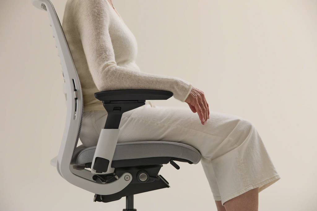 Ergonomic chair