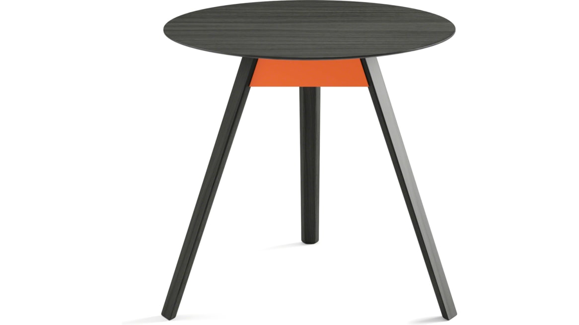 Trivio table by Viccarbe