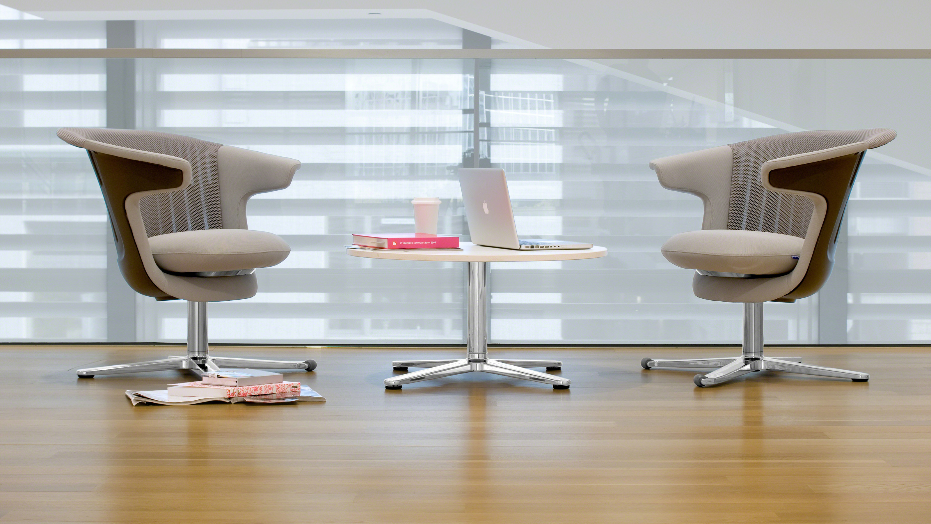 Steelcase i2i Platinum