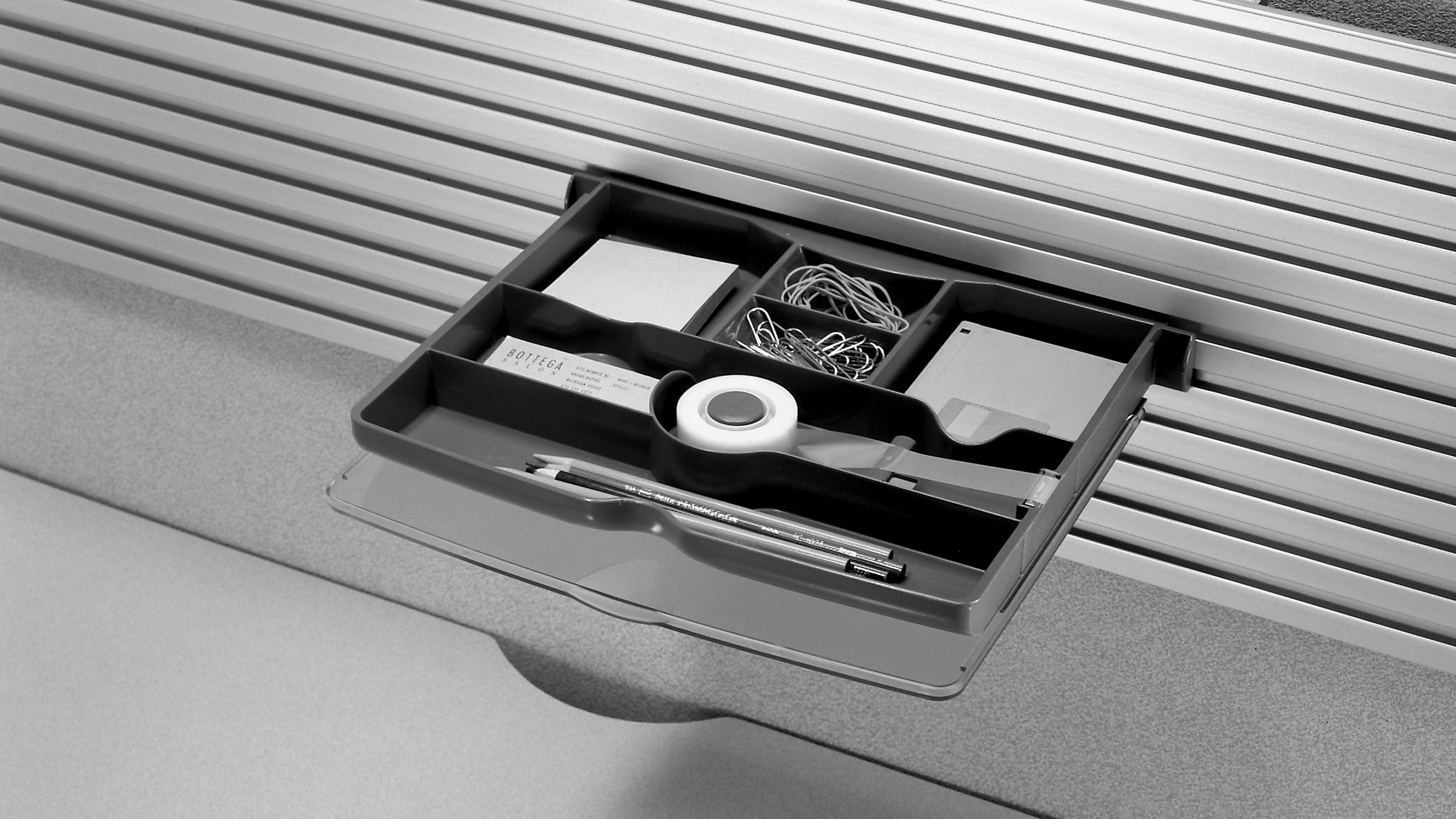 Slatwall & Slatrail Cubicle Wall Organizer & Accessories Steelcase