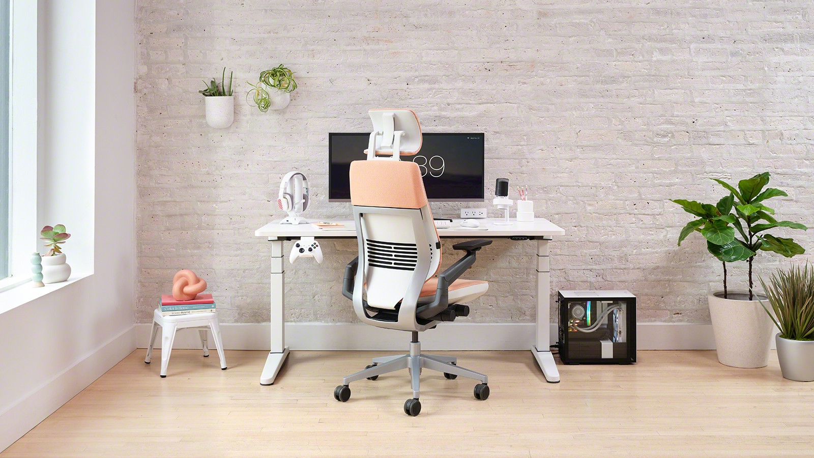 Comment se constituer un bureau de travail ergonomique – UP & DESK