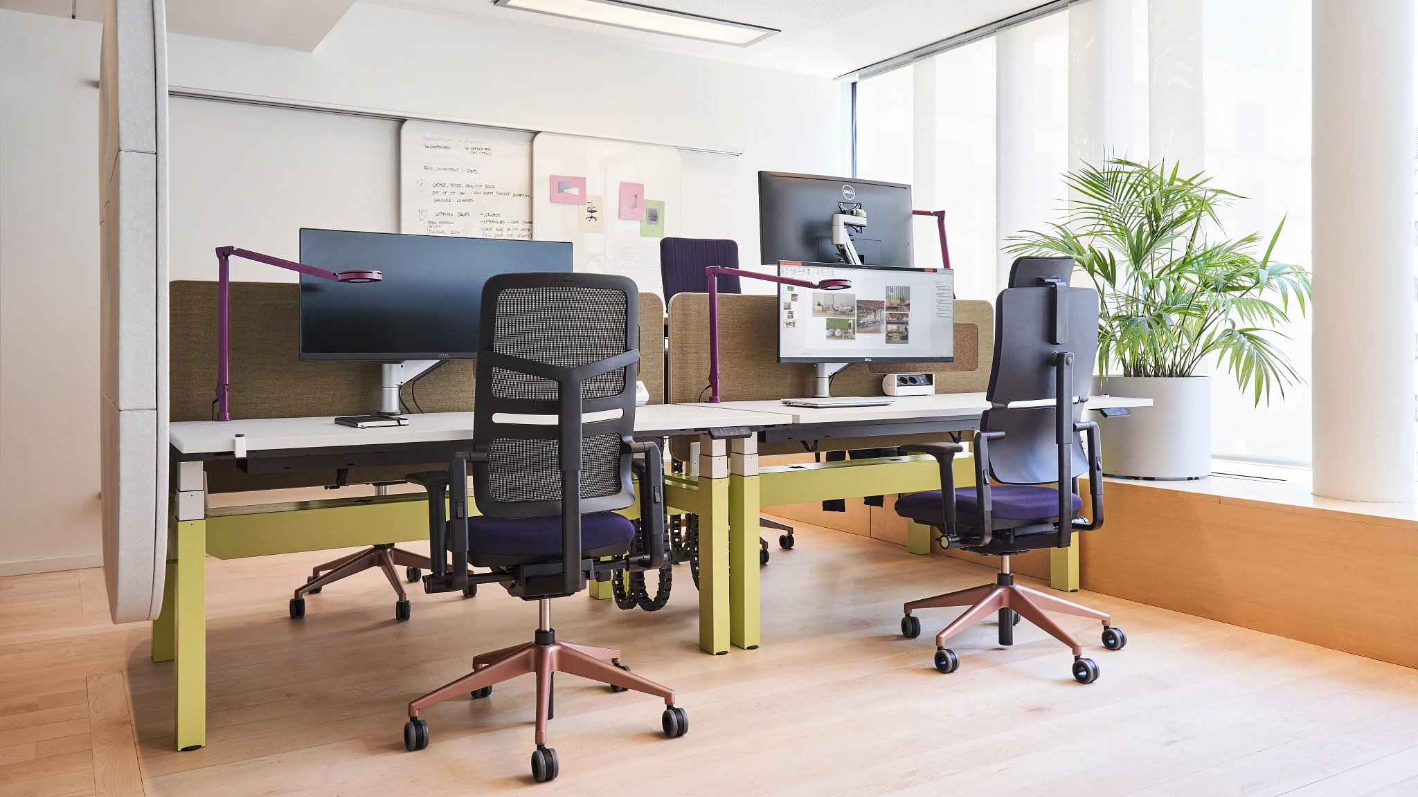 Please Comfortable Task & Desk Chairs - Steelcase