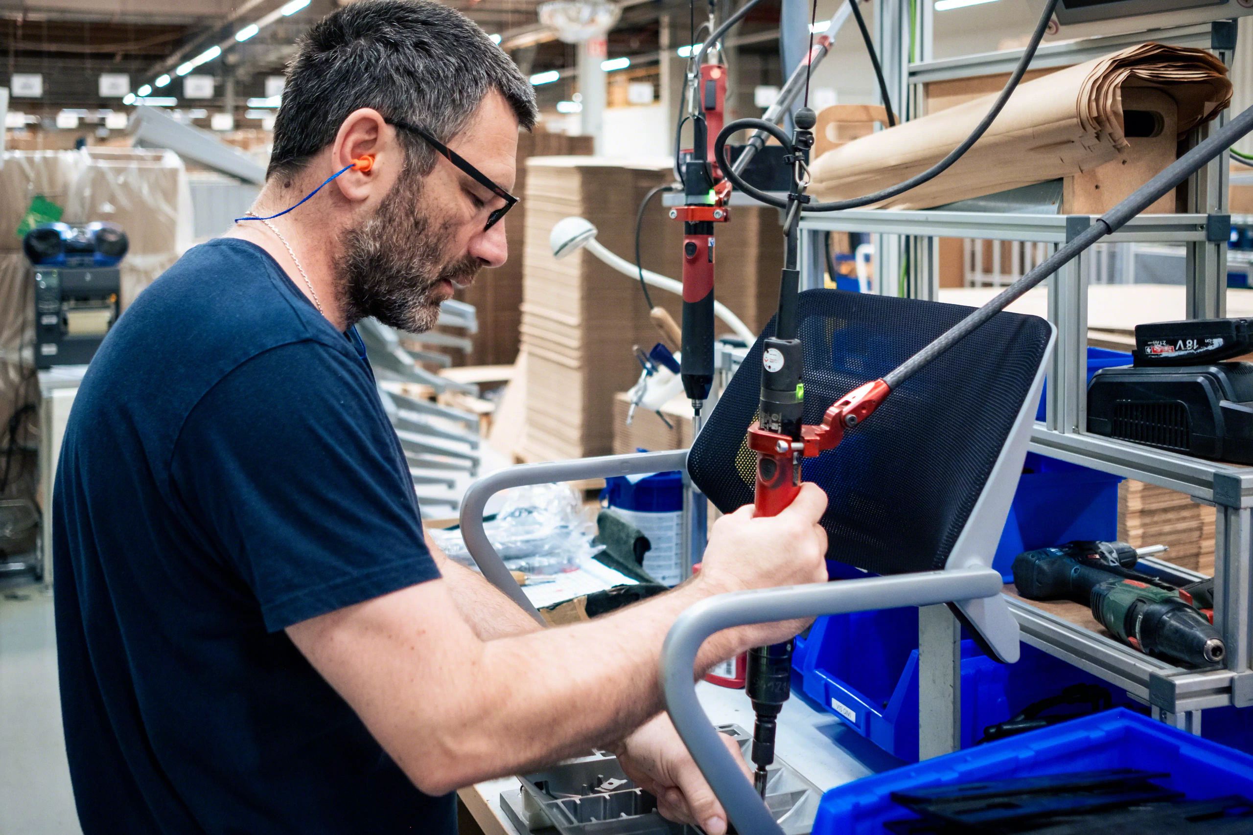 Crédit Agricole and Steelcase research case study