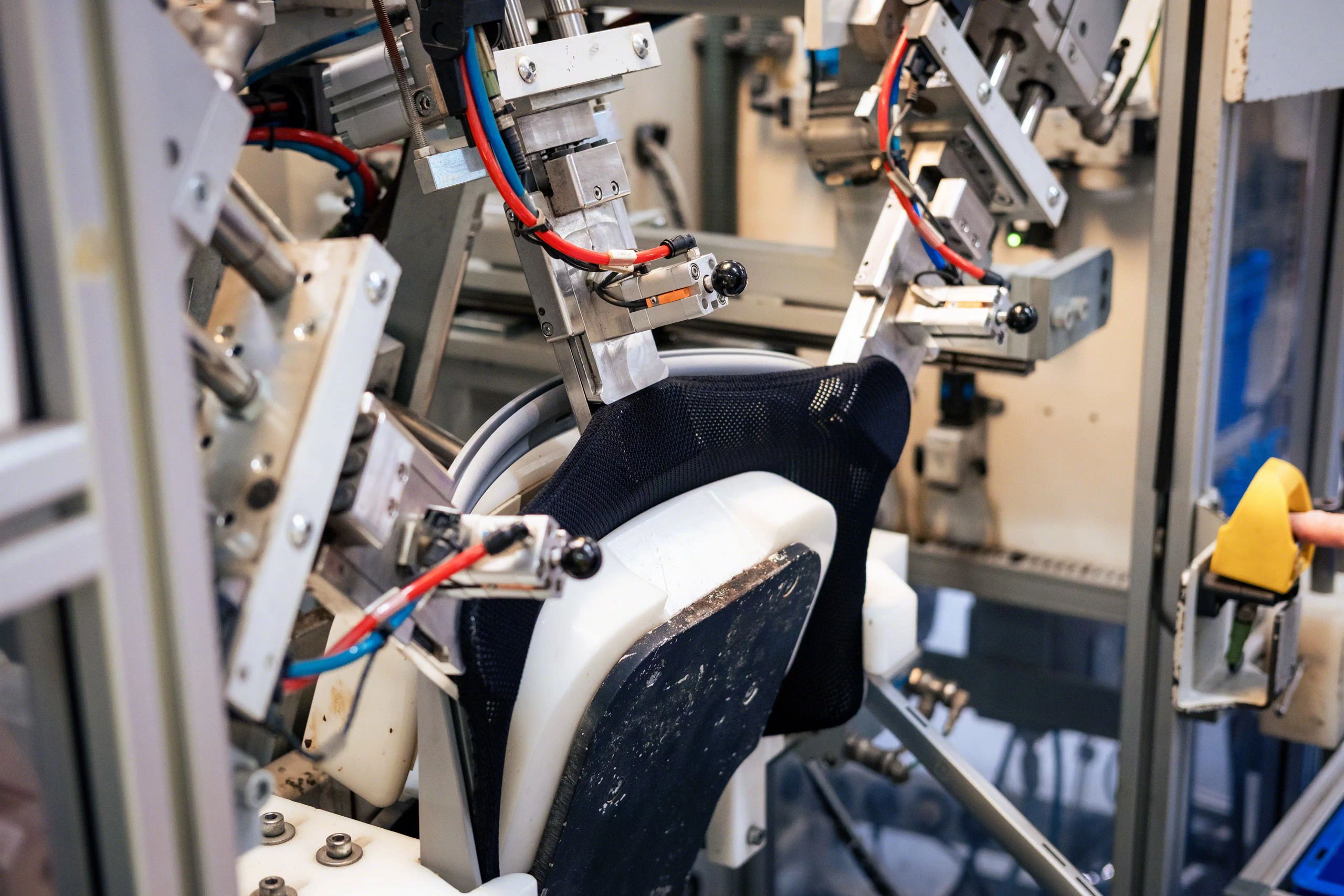 Crédit Agricole and Steelcase research case study